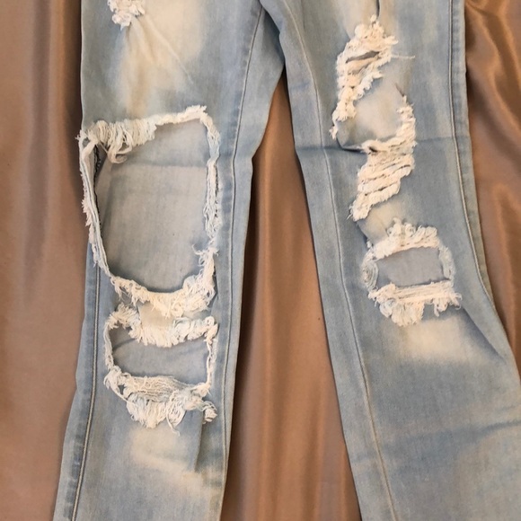 Fashion nova jeans - Picture 3 of 4